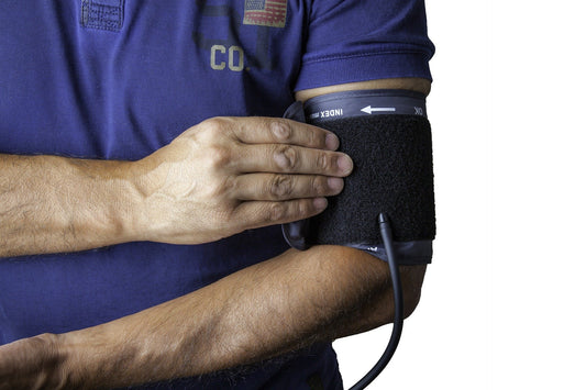 Blutdruck zu niedrig: Ursachen und Behandlung